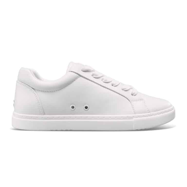 fuego-low-top-valkoinen-tanssikenka-1-1200×1200 Trendikkäät nauhalliset tanssikengät. Vegaaniset materiaalit sekä luistava kumiseospohja. Saatavilla useissa väreissä.