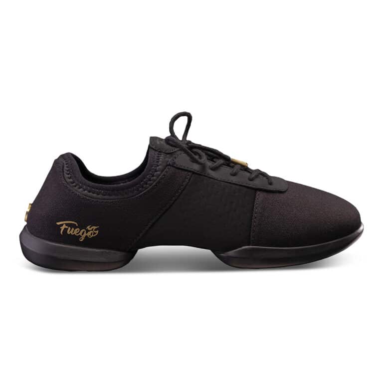 fuego-splitsole-kokomusta-tanssikenka-1-1200×1200 Kevyet kankaiset sekä pehmeät tanssikengät joissa on kaksiosainen pohja. Pohja on luistavaa kumiseosta.