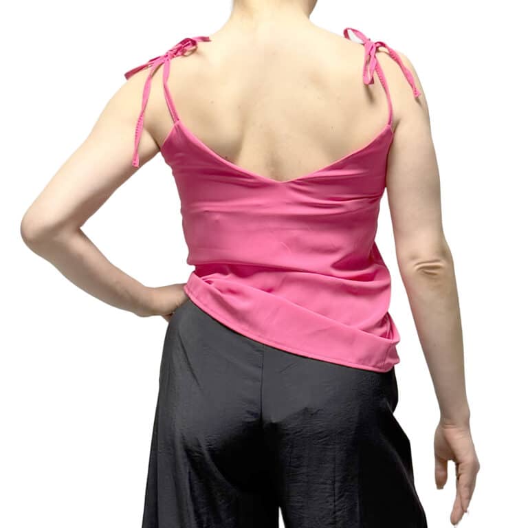 EsteeBrown-6832-toppi-pinkki_takaa