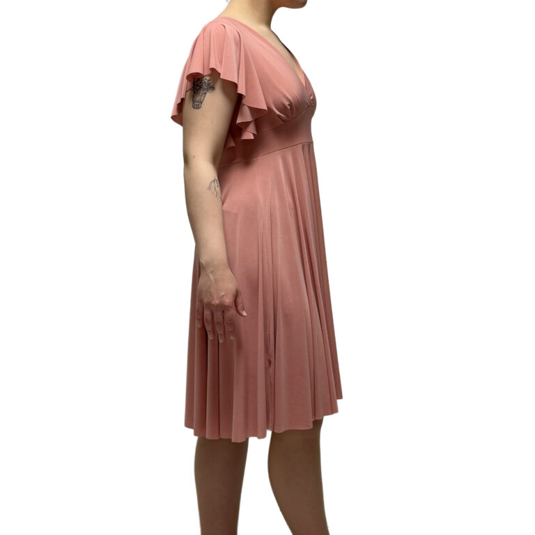 silver_fashion_1945_mekko_vaaleanpunainen_sivu